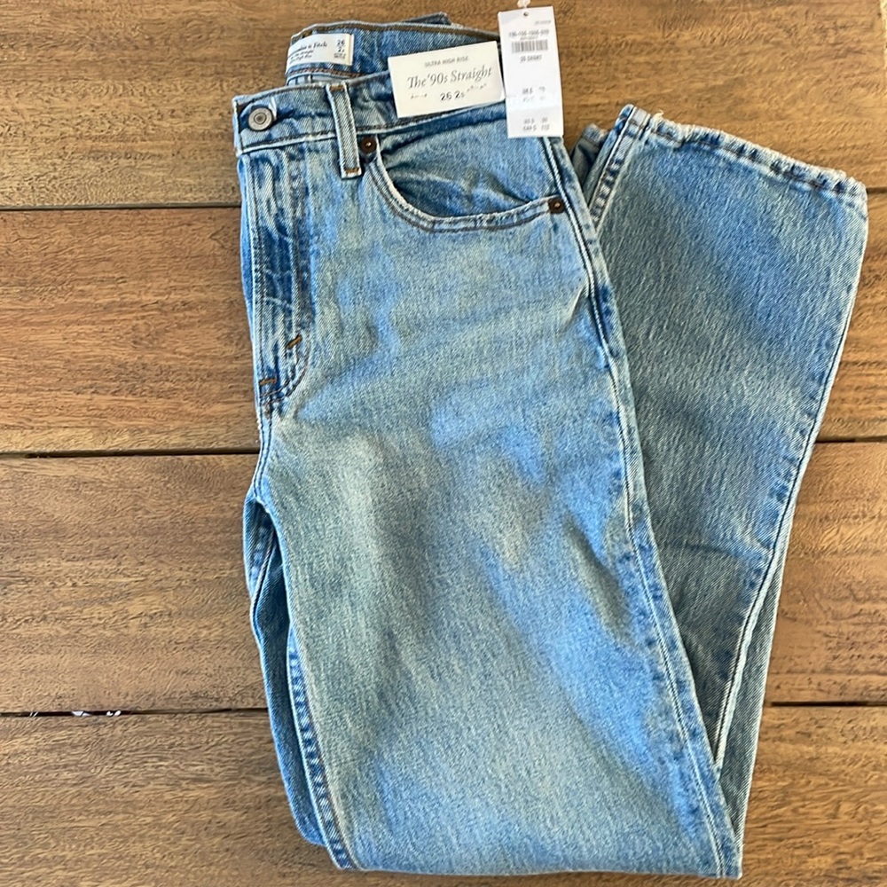 NWT Abercrombie jeans